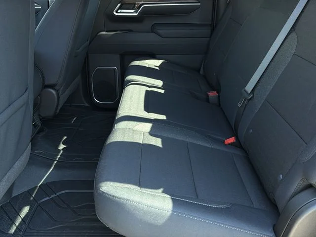 Used 2025 Black Chevrolet LT image 19