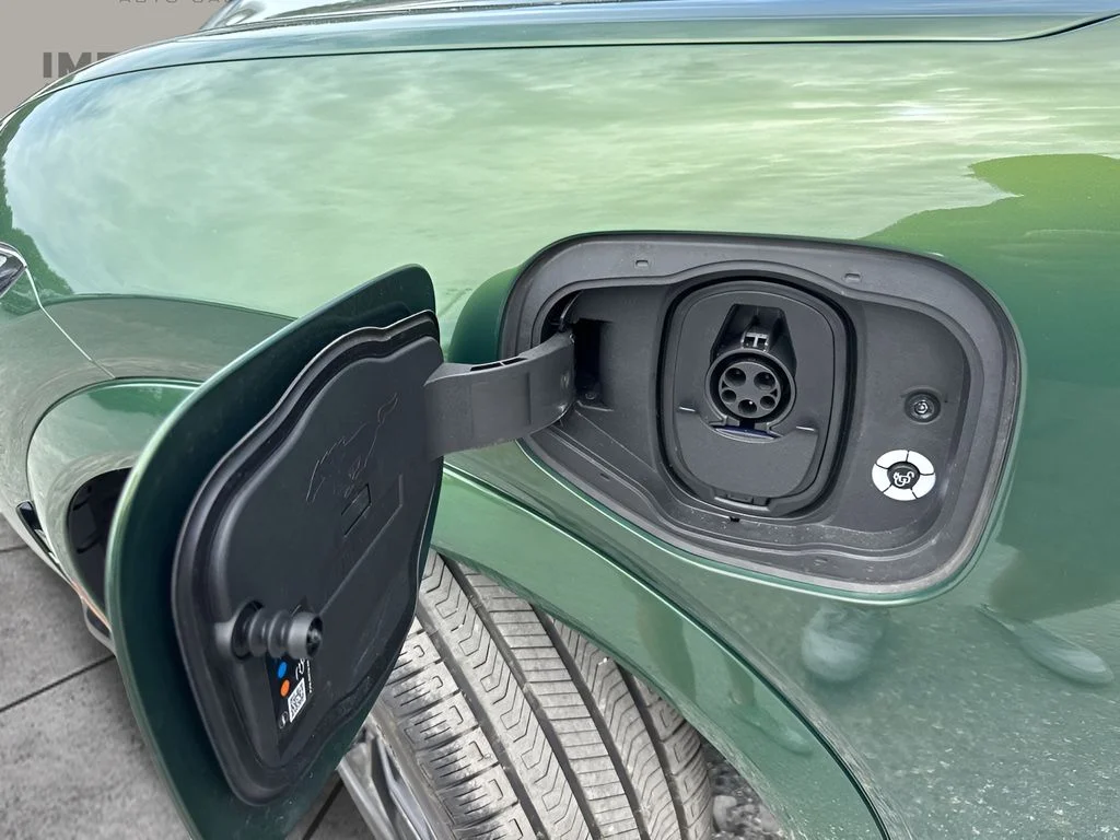Used 2025 Green Ford GT image 36