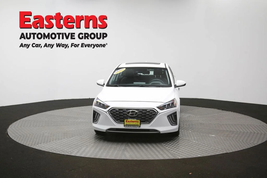 Used 2021 White Hyundai Limited image 58