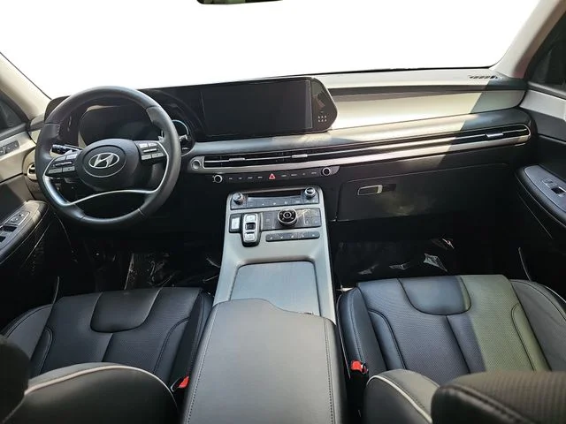 Used 2024 Gray Hyundai SEL image 9