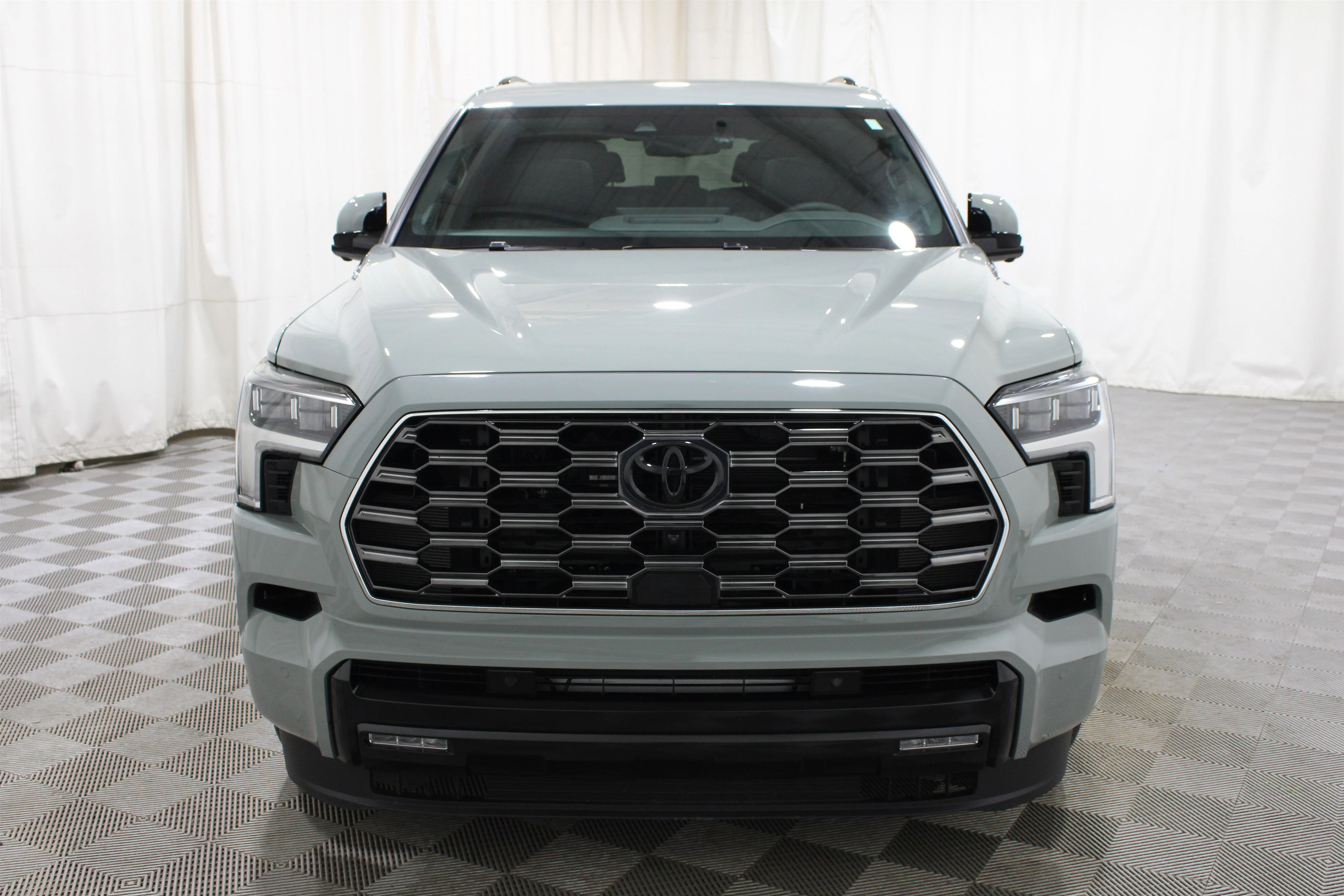 2026 Toyota Sequoia Platinum - Photo 46
