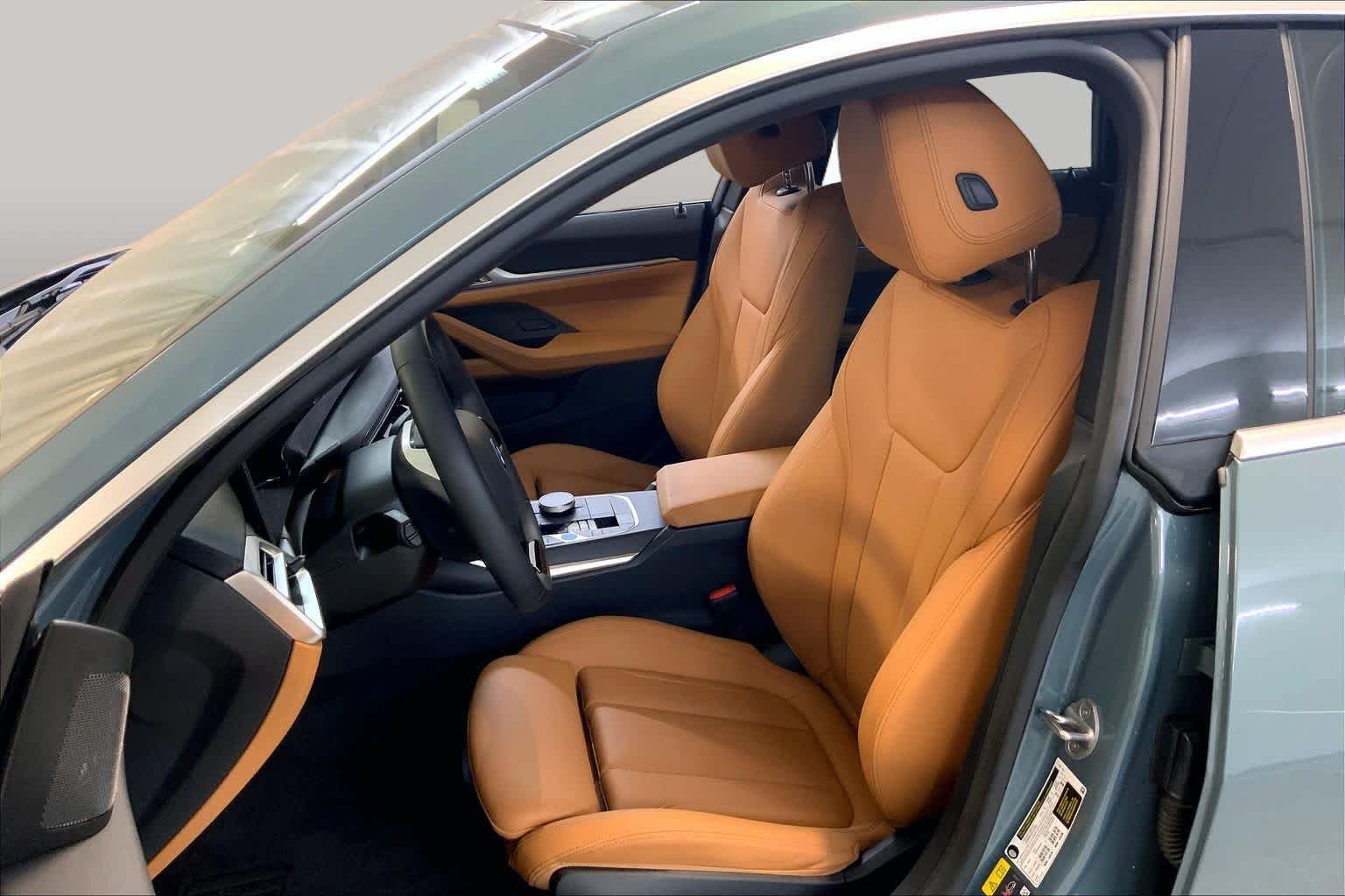 Used 2025 Cape York Green Metallic BMW eDrive40 image 7