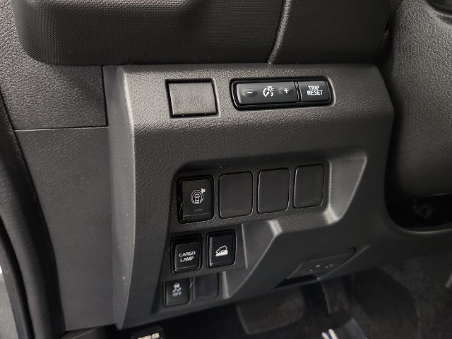 2023 Nissan Frontier S - Photo 21