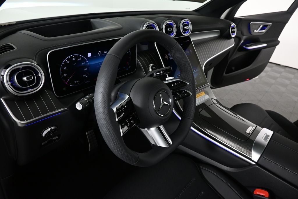 New 2026 Polar White Mercedes-Benz GLC 300 image 6