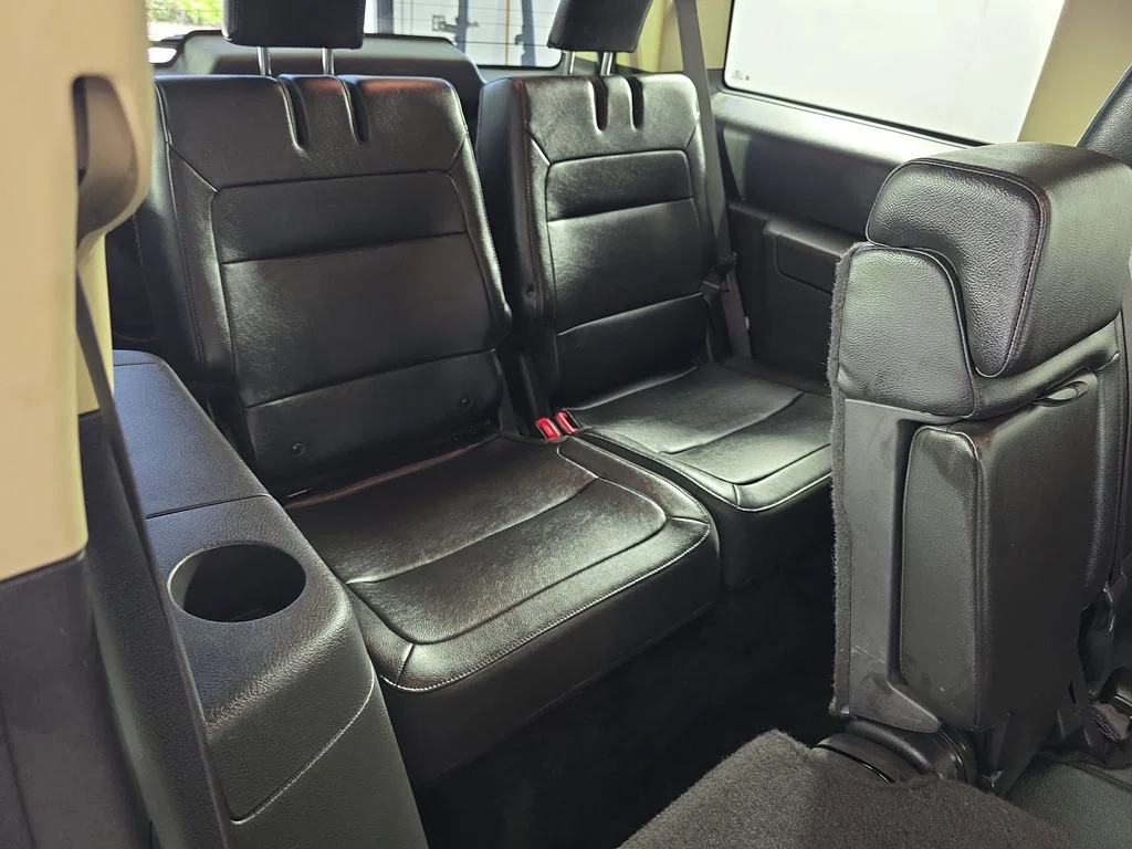 Used 2018 Blue Ford Limited image 33