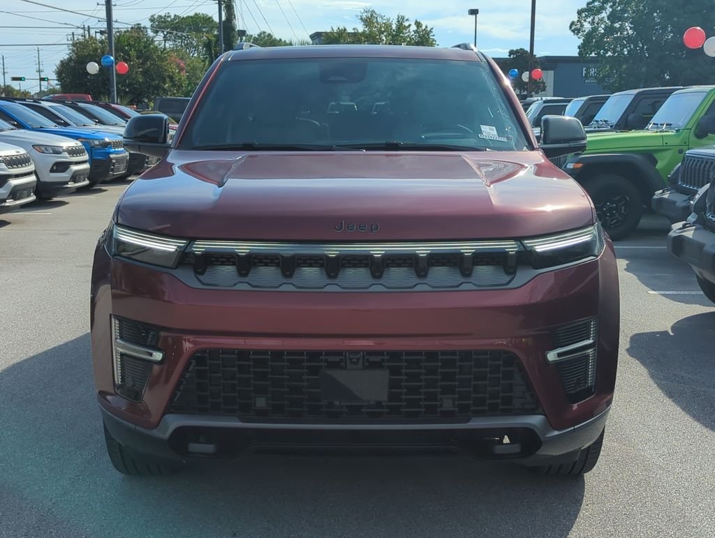 New 2026 Velvet Red Pearl-Coat Exterior Paint Jeep Limited Reserve image 10