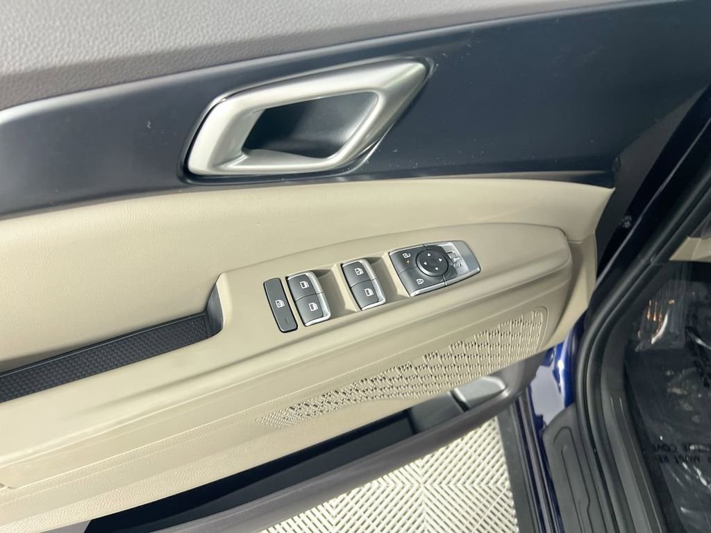 New 2026 Deep Chroma Blue Kia LXS image 14