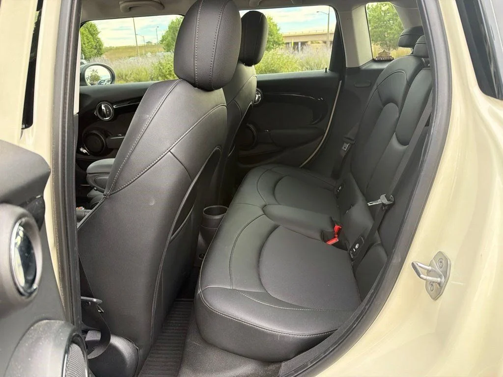Used 2021 Pepper White MINI Cooper S image 11