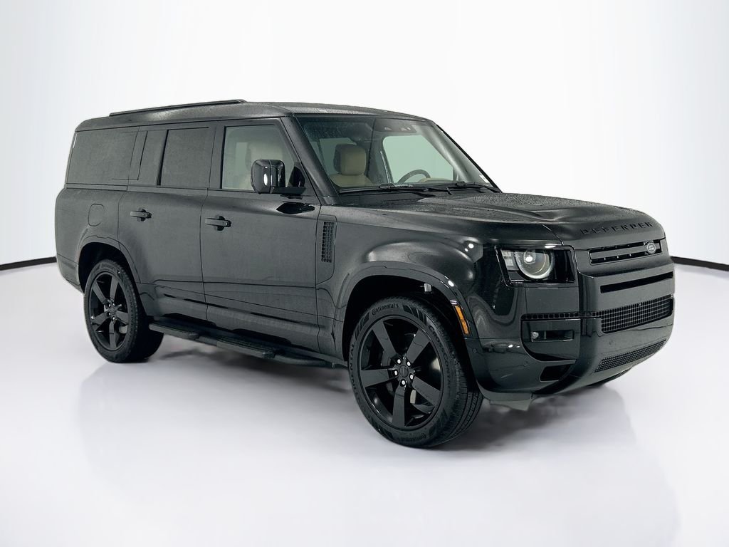 New 2026 Santorini Black Metallic Land Rover X-Dynamic SE image 3