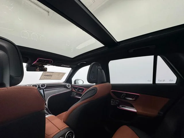 New 2027 Black Mercedes-Benz GLC 300 image 40