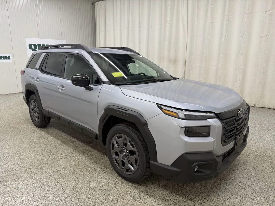 2026 Subaru Outback Premium's photo