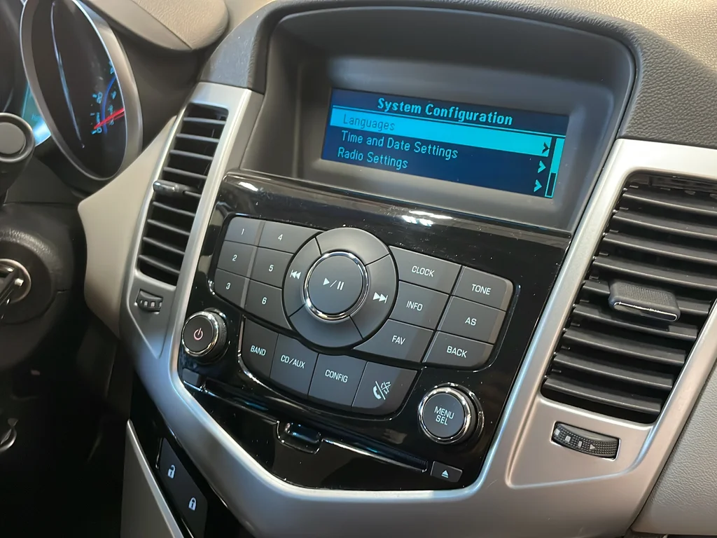 Used 2013 Silver Chevrolet LS image 40