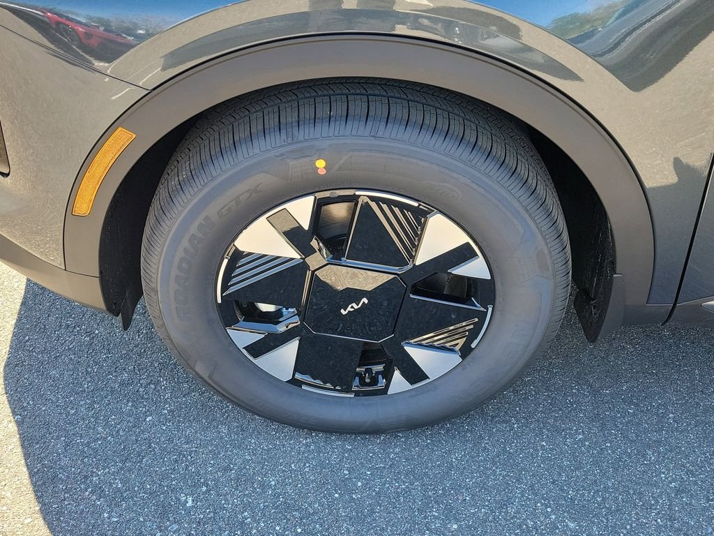 New 2026 Gray Kia LX image 37
