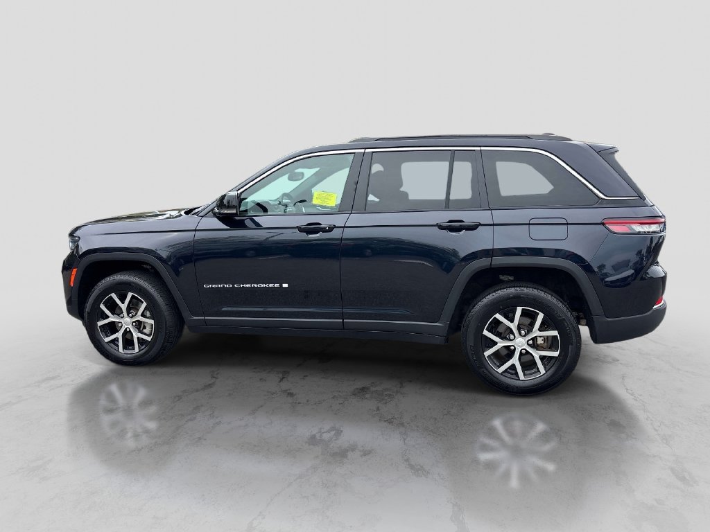 Used 2024 Black Jeep Limited image 2