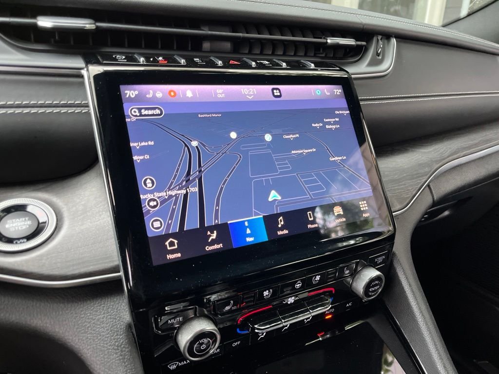 Used 2021 Silver Jeep Overland image 27