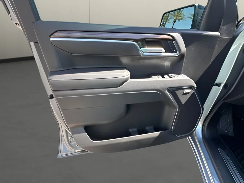 New 2026 Sterling Gray Metallic Chevrolet RST image 29