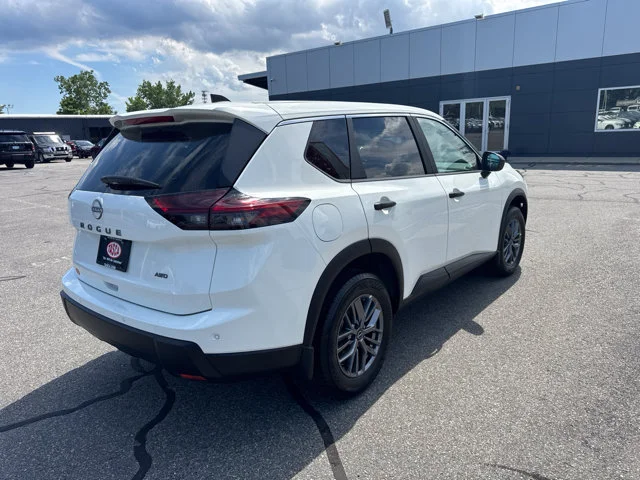 Used 2026 White Nissan S image 5