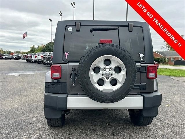 Used 2014 Gray Jeep Unlimited Sahara image 7