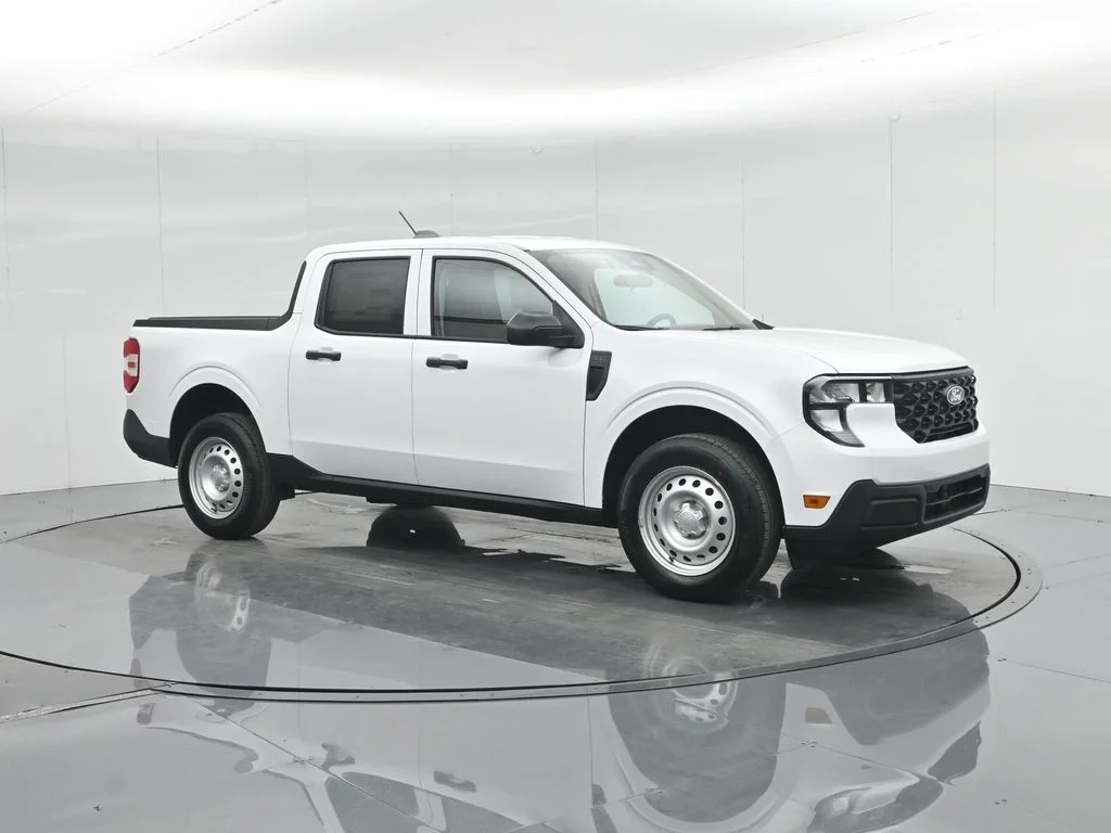 New 2026 Oxford White Ford XL image 22