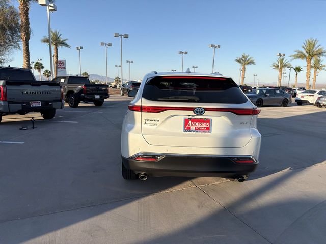 2023 Toyota Venza XLE - Photo 6