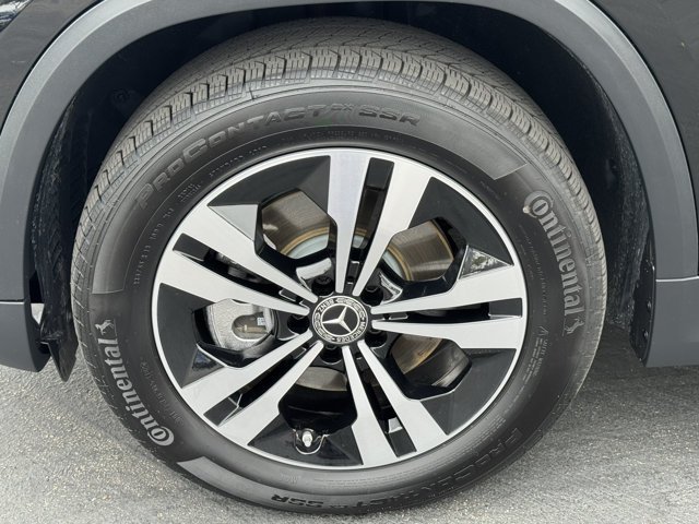 Used 2026 Cosmos Black Metallic Mercedes-Benz GLA 250 image 15
