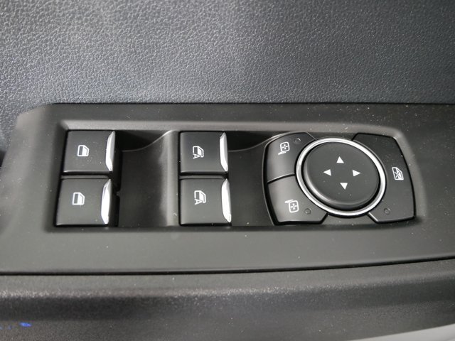 Used 2025 Oxford White Ford Crew Cab XL image 33