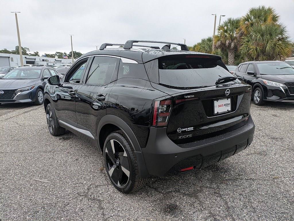 New 2026 Super Black Nissan SR image 5