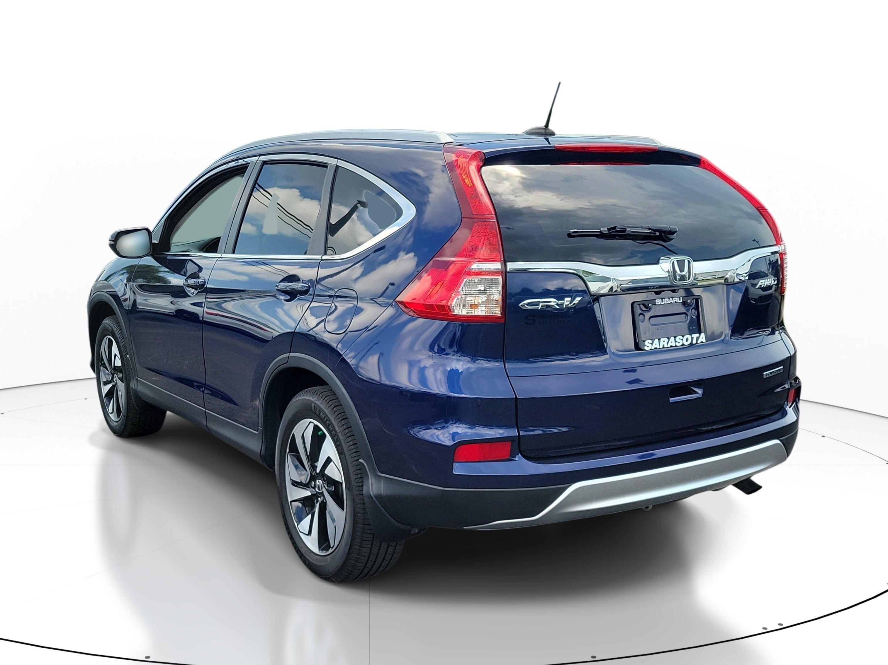 Used 2016 Blue Honda Touring image 3
