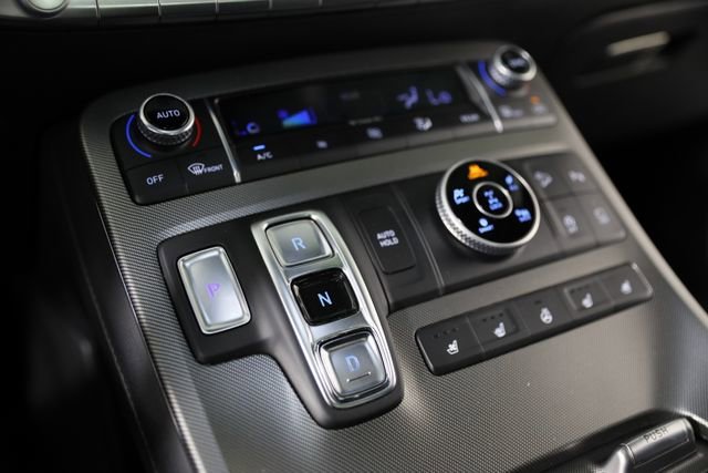 Used 2020 White Hyundai Limited image 16