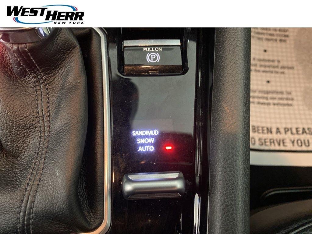 Used 2026 Hydro Blue Pearlcoat Jeep Limited Altitude image 8