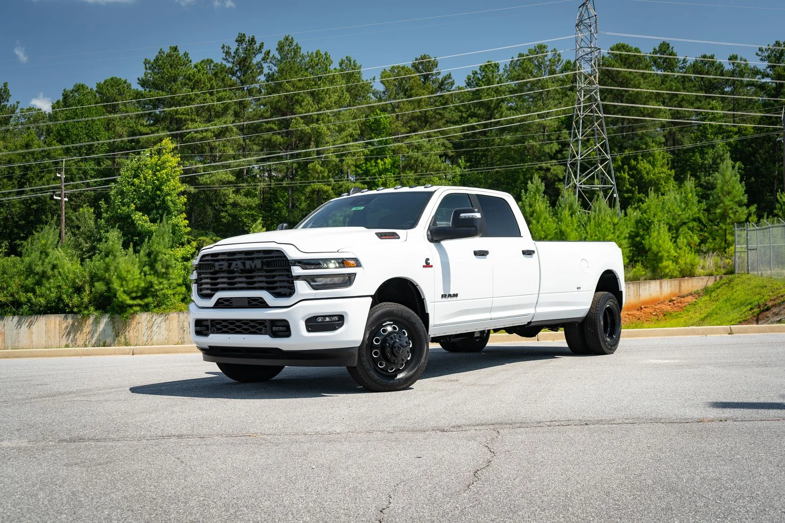 New 2026 White Ram Big Horn image 1