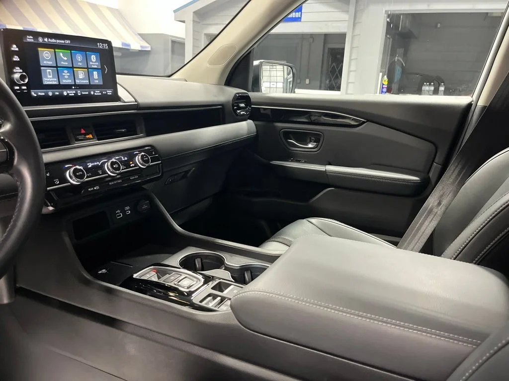 2025 Honda Pilot EX-L - Photo 53