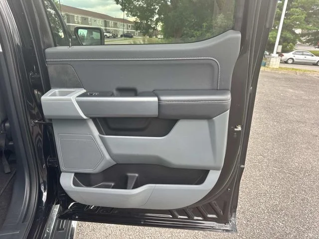Used 2025 Black Ford XLT image 21