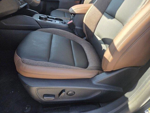 Used 2026 Shadow Black Ford Outer Banks image 10