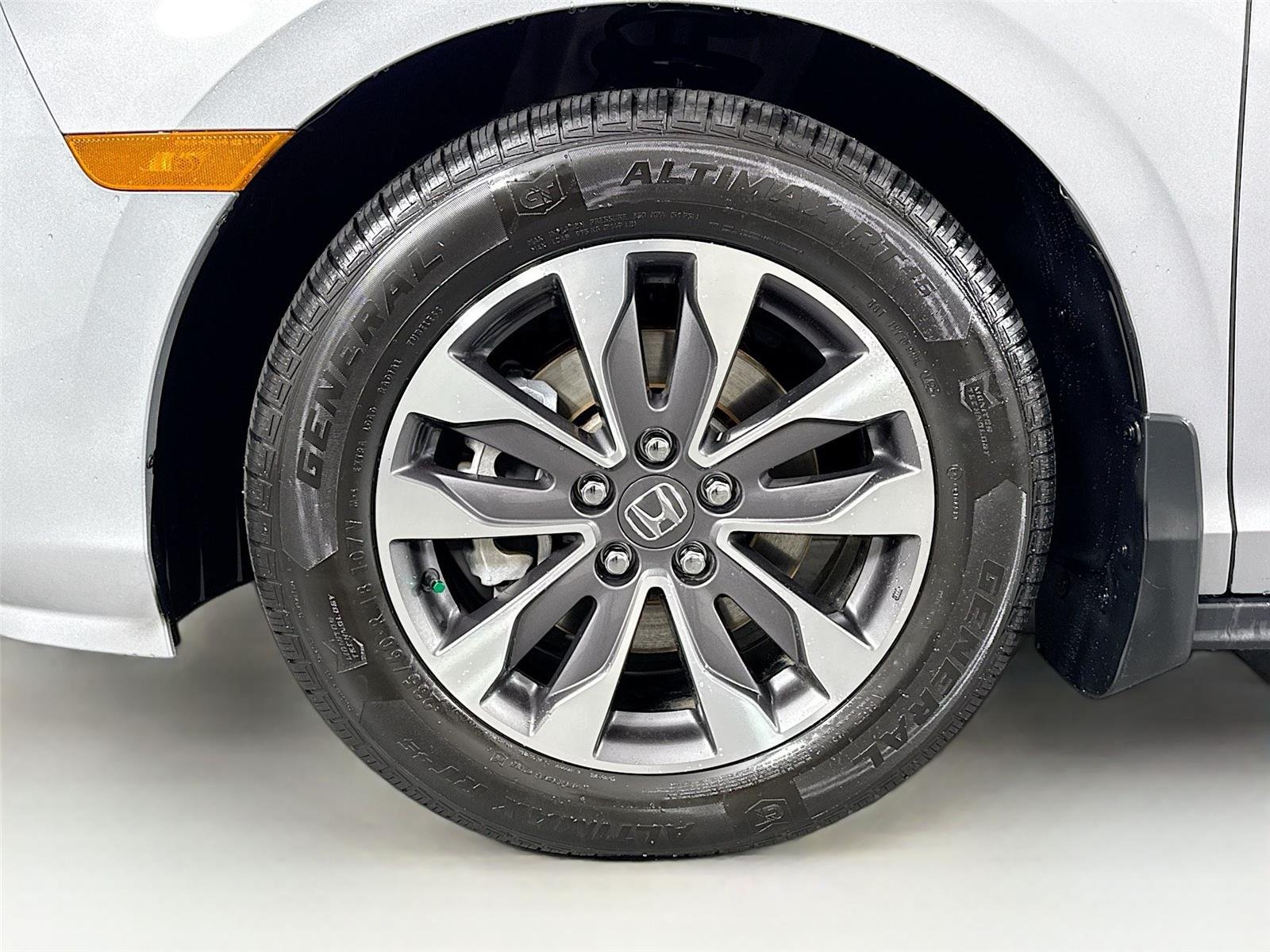 Used 2023 Lunar Silver Metallic Honda EX-L image 45
