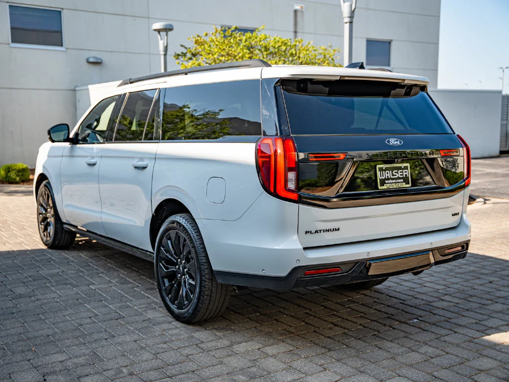 Used 2025 White Ford Platinum image 7