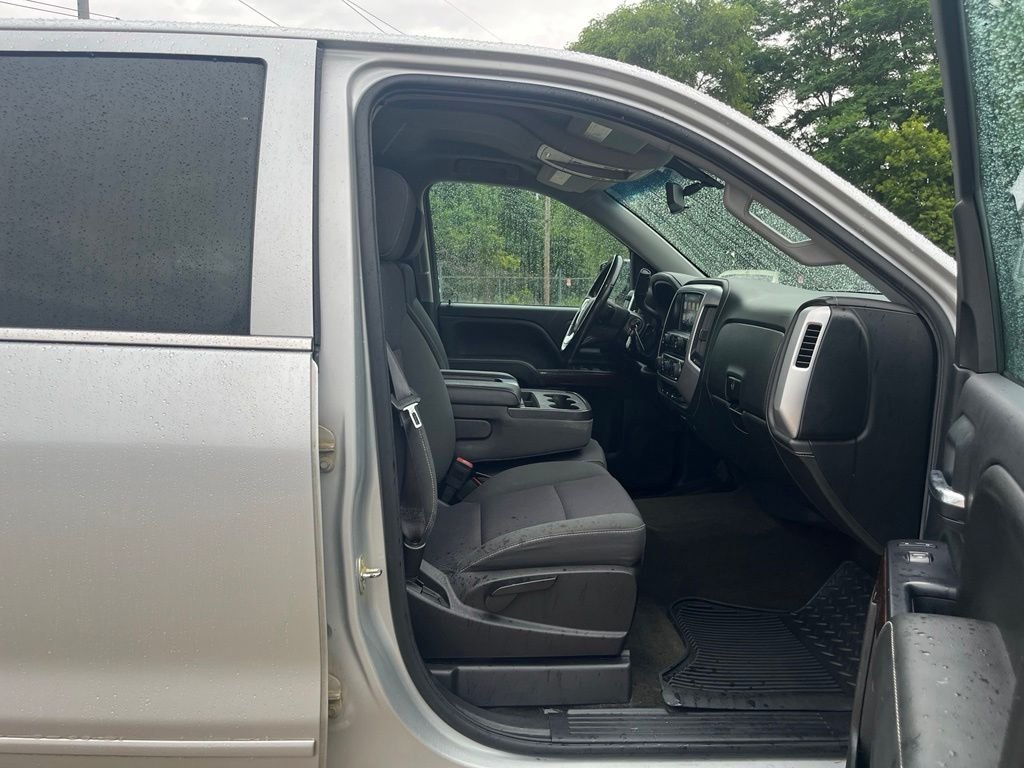Used 2015 Quicksilver Metallic GMC SLE image 29