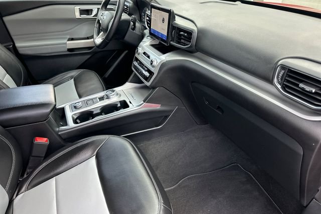 Used 2022 Red Ford XLT image 15