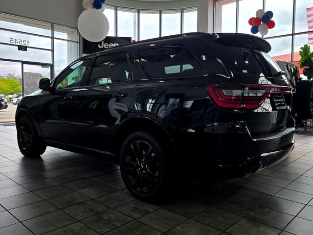 New 2026 Diamond Black Clear-Coat Exterior Paint Dodge GT image 6
