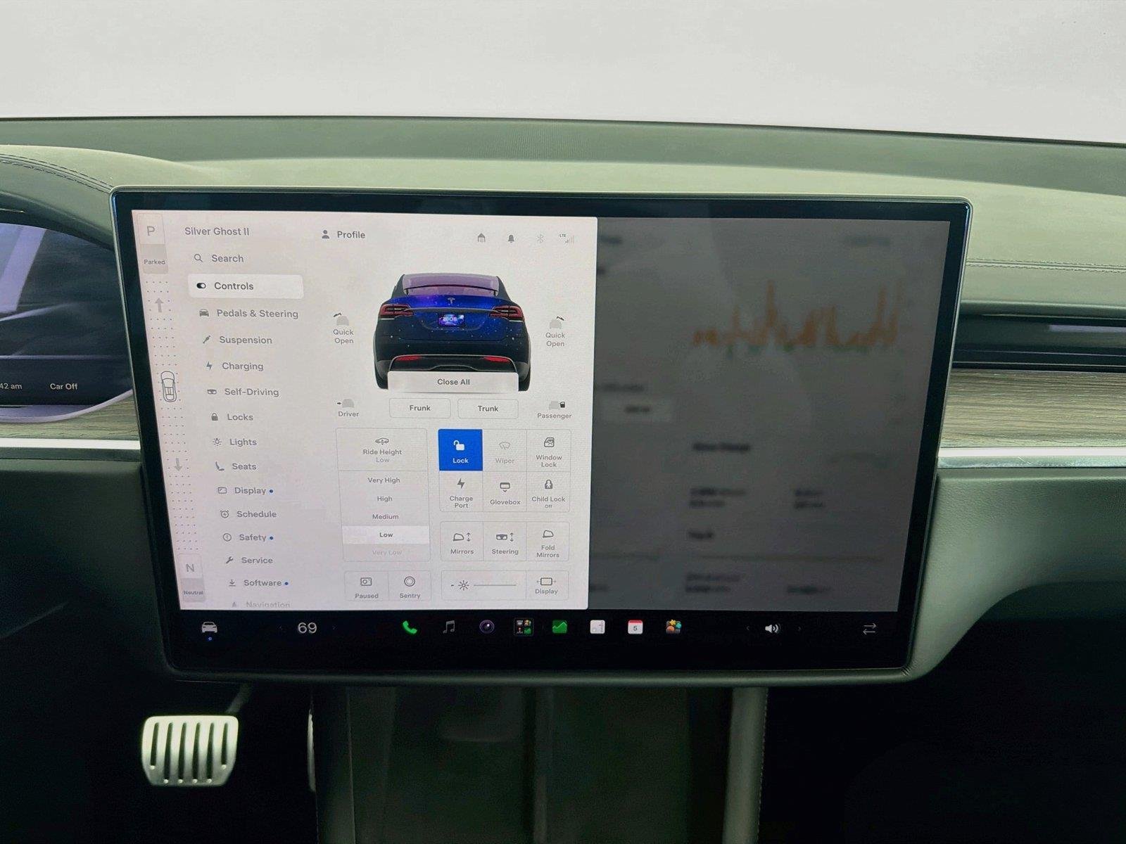 Used 2023  Tesla  image 15