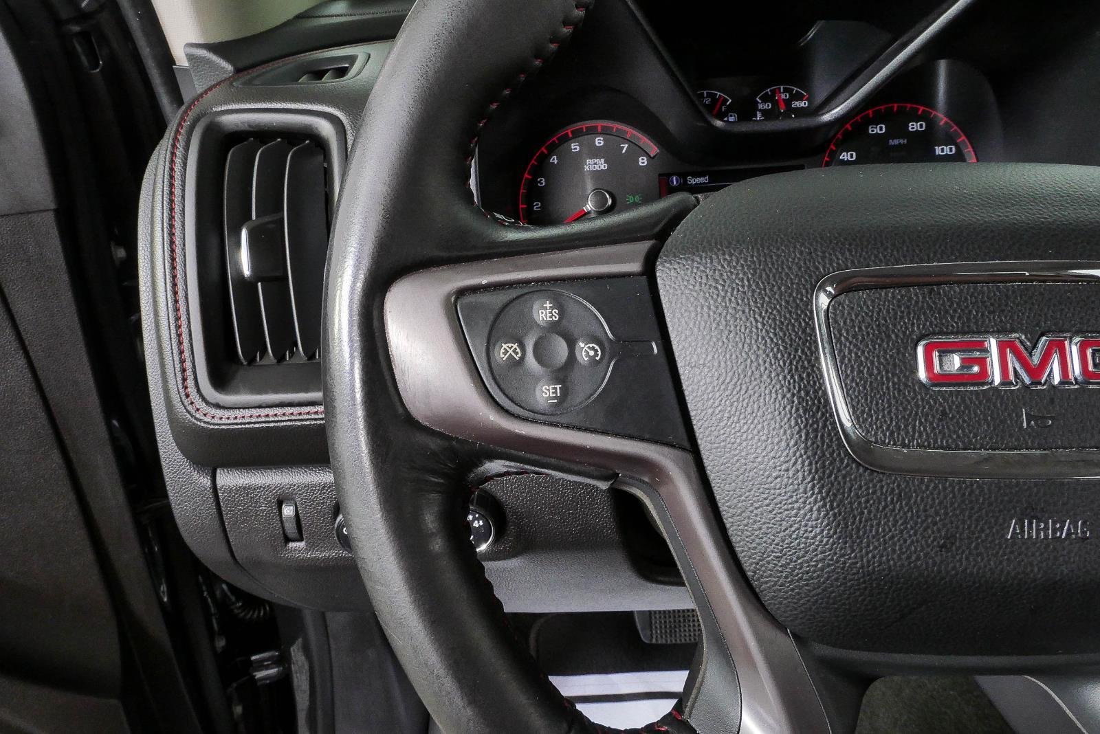 Used 2016 CYBER GRAY METALLIC GMC 4WD SLE image 9