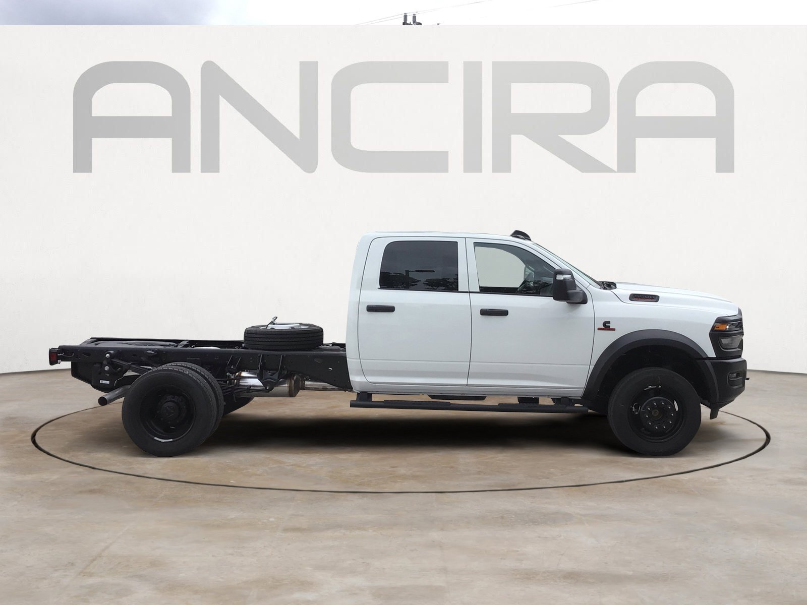 New 2026 Bright White Clearcoat RAM Tradesman image 11