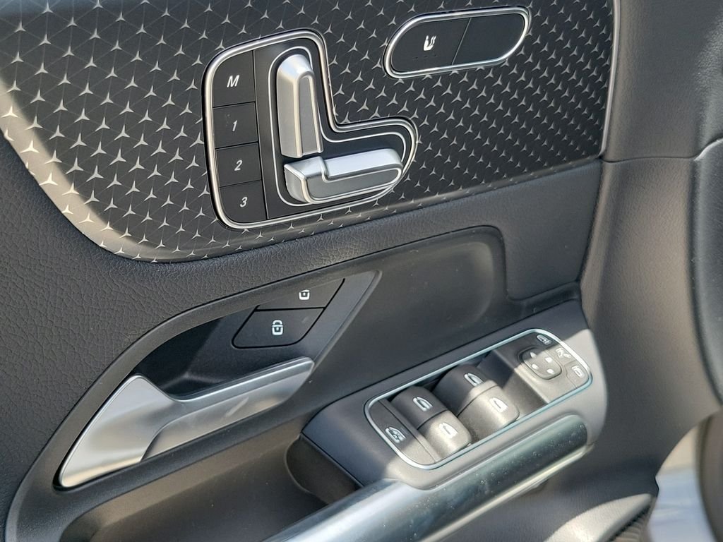 New 2026 Gray Mercedes-Benz GLA 250 image 20