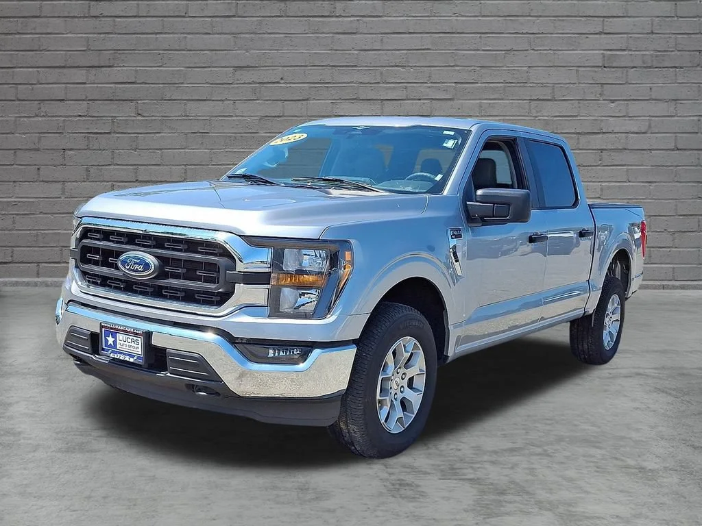 Used 2023 Silver Ford XLT image 5
