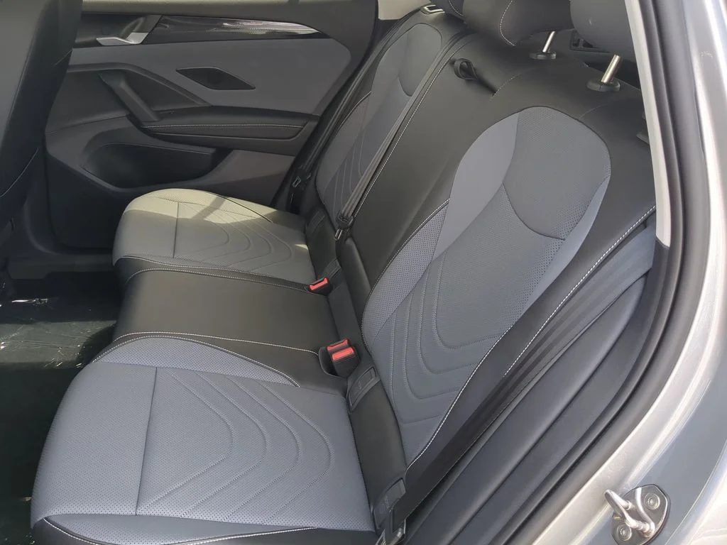 New 2026 Silver Volkswagen 2.0T SE image 17