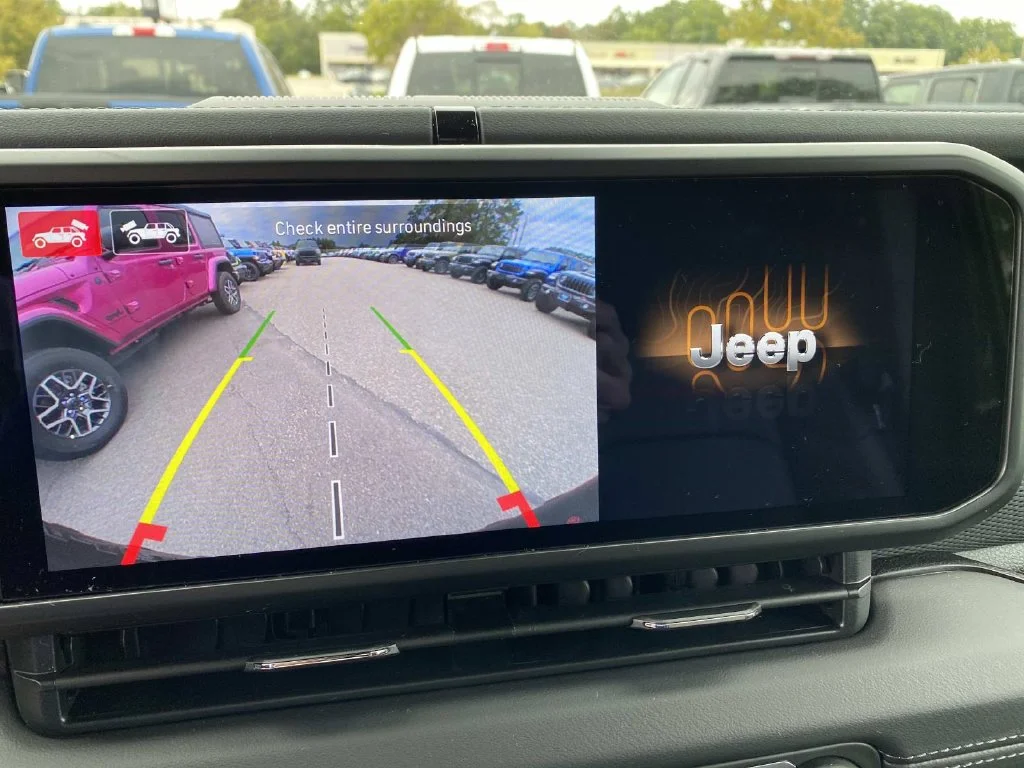 Certified Used 2026 Gray Jeep Rubicon X image 15
