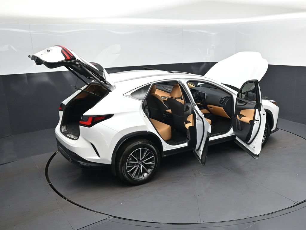 2025 Lexus NX 350 - Photo 49