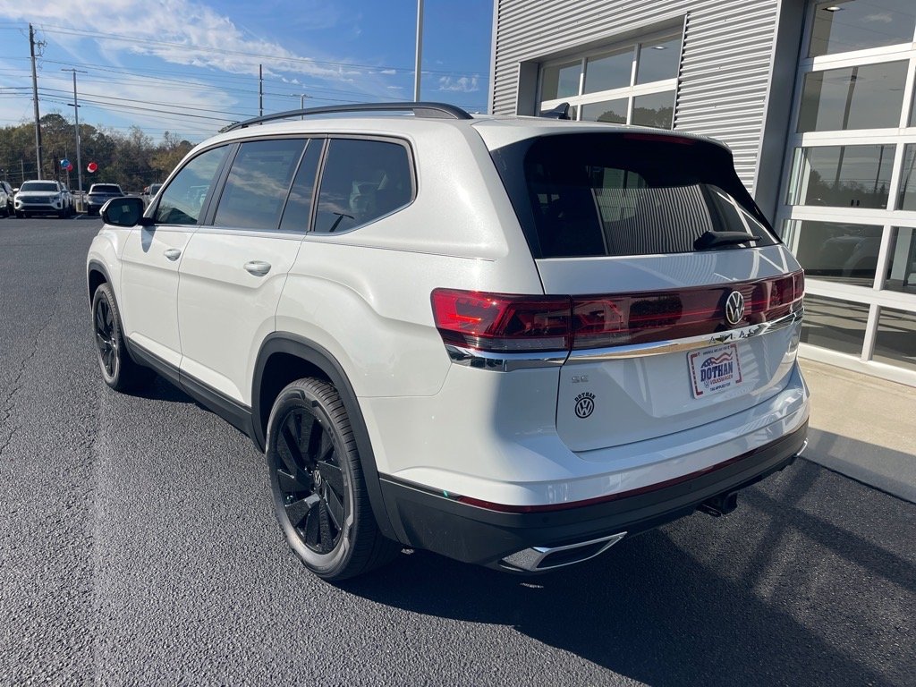 2026 Volkswagen Atlas SE w/Tech - Photo 12