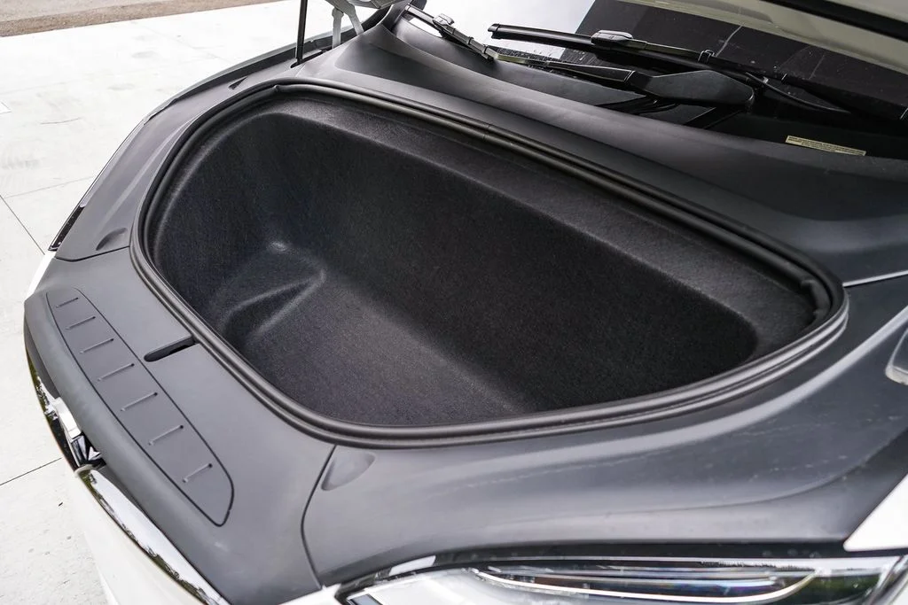 Used 2022 White Tesla Plaid image 24