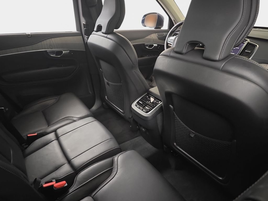Used 2024 Denim Blue Metallic Volvo Ultimate image 13